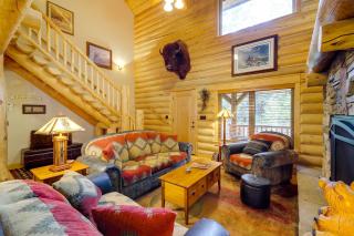Exquisite McCall Log Cabin - Walk to Payette Lake! - McCall - 5