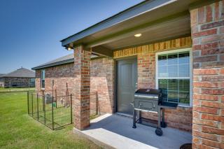 Madill Vacation Rental with Grill Near Lake Texoma! - Madill - 8