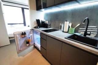 HH 06 by ROCKCHAIR - SUPERHOST Status - Modernes Apartment mit sonnigem Balkon & premium Boxspringbetten in Winterhude - Hamburg Top Geheimtipp - 8