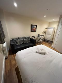 Modern Double Room with Sofa - Edimburgo - 0