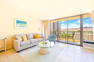 Diamond Head Views Retreat with Free Parking & Near Waikiki Beach! - 4
