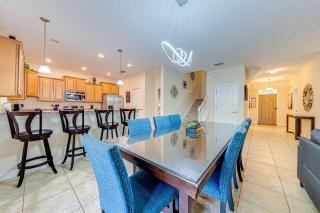 Stunning 6Bdr and 6 Bath Pool Home Near Disney - Davenport - 0