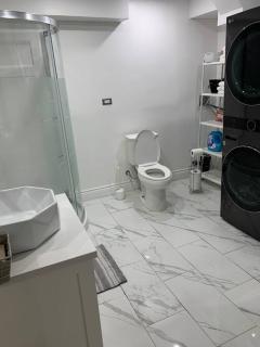 BIG Oasis Studio near Airport YYZ - Toronto - 6