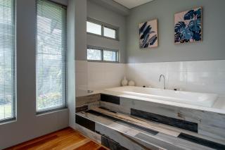 Mahree I Private Properties - Yallingup - 4