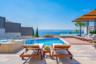Luxury VILLA BANE, heated private pool and jacuzzi, sandy beach 120m far, 12 pax - Duće - 2