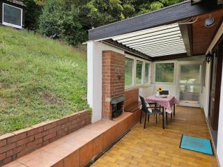 Große Ferienwohnung am Waldrand - Schönau - 1