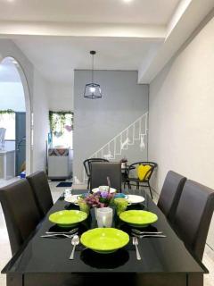 Modern Cozy Sweet House 4 ROOM 10pax@ALMA BM - 9
