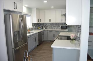 Tranquil and Modern Home 3br - Kenmore - 2
