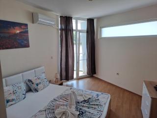 Apartments in Black Sea Star Complex - 6