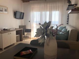 Seafront Family Apartment Thetis - Fourka - 7