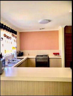 Diggers Dealers Accommodation - Kalgoorlie - 9