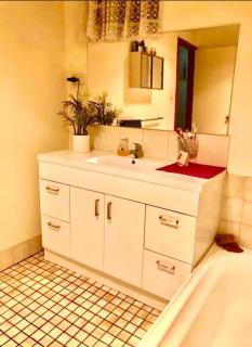 Diggers Dealers Accommodation - Kalgoorlie - 6