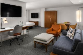 Courtyard by Marriott Seattle Bellevue/Downtown - Bellevue - 1