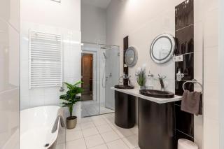 Luxurious & Spacious Downtown Residence in Liszt Ferenc Square - Budapest - 7