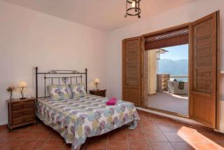 El Sabuco by Vintage Travel - Carataunas - 4