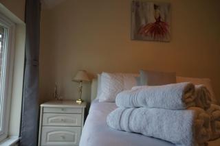Snug & Cosy Home In Thamesmead Overlooking A Park - Thamesmead - 8