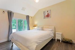 Snug & Cosy Home In Thamesmead Overlooking A Park - Thamesmead - 3