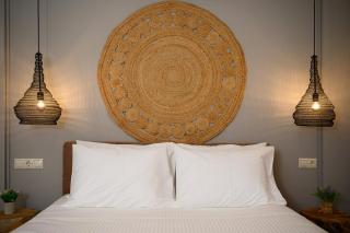 Avra Summer Living _ Private Jacuzzi _ StepstoSea - 6