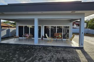 Paradijs in Paramaribo - 1