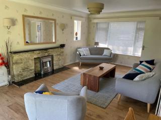 Lovely Bournemouth cottage with beautiful large garden, 5 min to the beach by car - 8