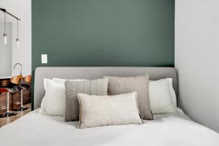 Loop 1BR w Gym Pool WD nr Millennium Park CHI-226 - 2
