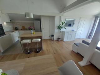 One bedroom loft apartment with nice view - Nin - 8