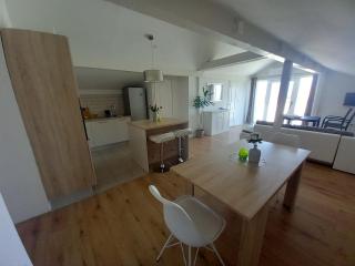 One bedroom loft apartment with nice view - Nin - 6