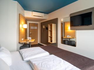 B&B Hotel Wolfsburg-Weyhausen - Wolfsburg - 0