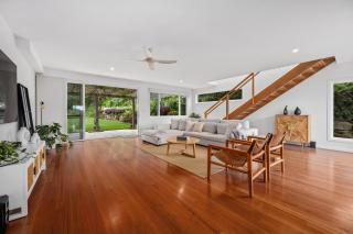 Tranquil Treetop Haven 3BR House with breathtaking views - Kororo Basin - 2