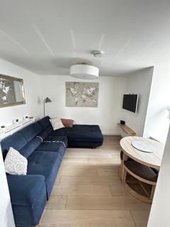 Homely Beachside Apartment in Newquay Town Centre! - Newquay - 9