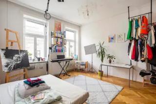 FRO-MEDIA - Streetside Room 2 - Community Space - Vienna - 7