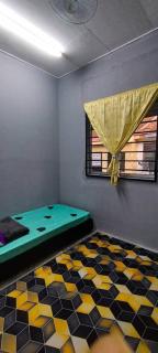 Black Homestay Teluk Kemang Port Dickson - 5