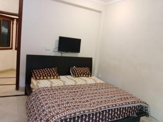 Noor Flat - 1