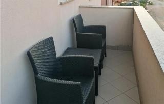 Stunning Apartment In Mladenici - 5