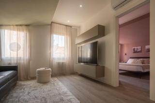 Sant'Aponal Cozy Apartment with Balcony R&R - Venice - 9