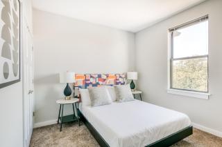 CozySuites MusicRow Classy 1BR w free parking 61 - Nashville - 1