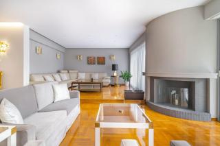 The HostMaster Luminous Elite Estate - Atene - 0