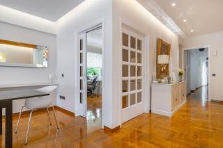The HostMaster Luminous Elite Estate - Atene - 6
