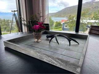 Black pearl - Villa with a view - Grenivík - 4