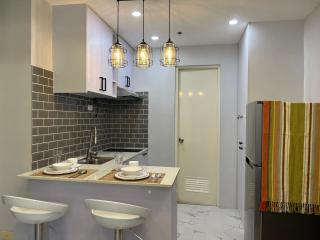 Chic, Modern , Minimalist Design at The Loop Condo tower - Cagayan de Oro - 8