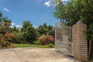 Sugarfields Sunset Apartment - Jolly Harbour - 4