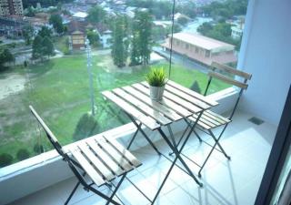 T STAY at Icon Residence -for 1 Room Free Netflix & Pool - 2