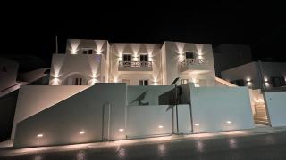 Aristotle Suites - Adamantas - 4