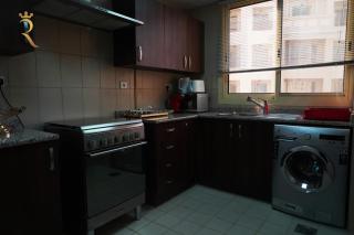 Your Serene Getaway Haven Azure Baniyas 1BR Apartment - Abu Dhabi - 2