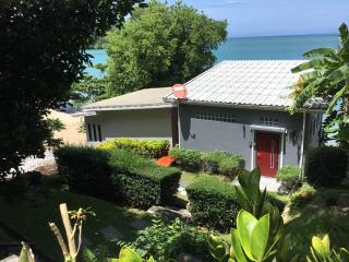 Koh Sirey Beachfront Pool Villa - 2 Bedrooms House - 4