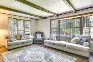 Sparrow Bush Retreat with Pool and Screened Porch - Sparrow Bush - 7