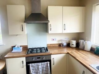 Spacious Ground Floor Flat - Aylesbury - 3