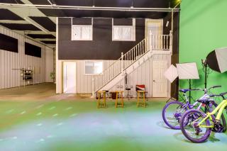 WFH-Friendly Lawrence Escape with Lake Access - - 3