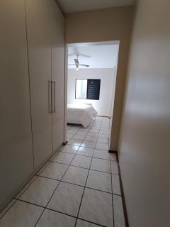 Apto Quadra Mar Central 1sui mais 2qua a 50m da Praia - Somente Familiares - Balneário Camboriú - 5