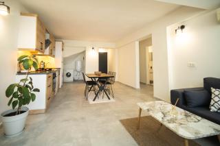 Stylish 2BR Apartment in Ölüdeniz by the Forest with Pool - 2